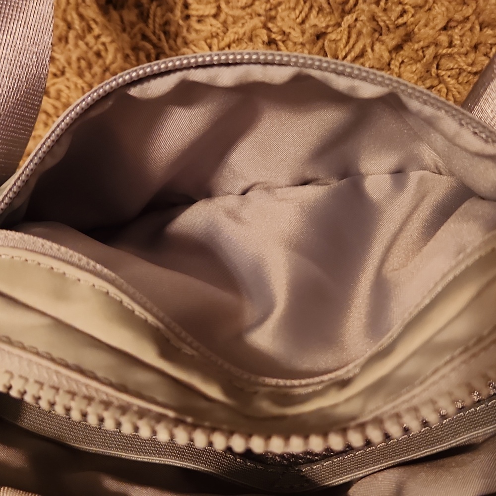 lululemon athletica Light Gray Crossbody Bag - Picture 10 of 12